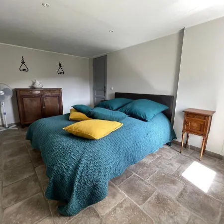 Holiday home Domaine Du Pigeonnier *